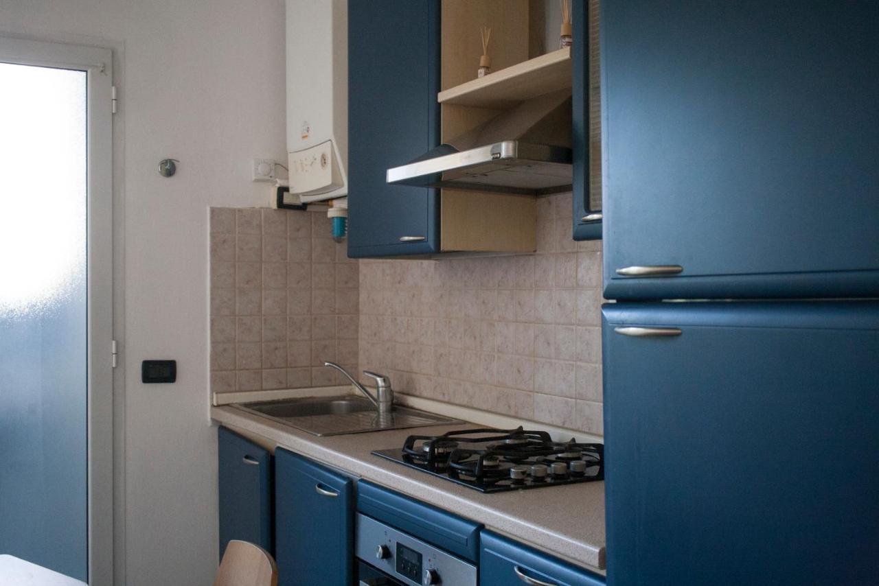 Apartament Via Colombo Marina di Massa Zewnętrze zdjęcie